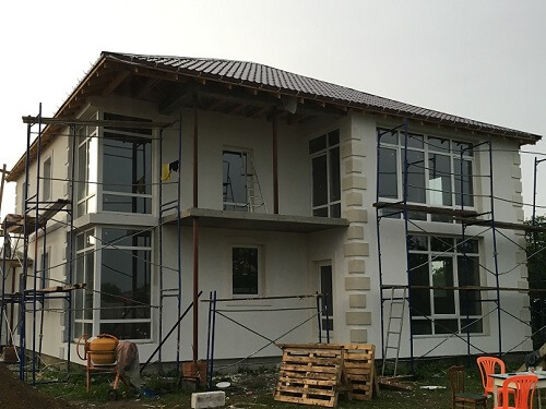 Отделка фасада дома штукатуркой в Борисове